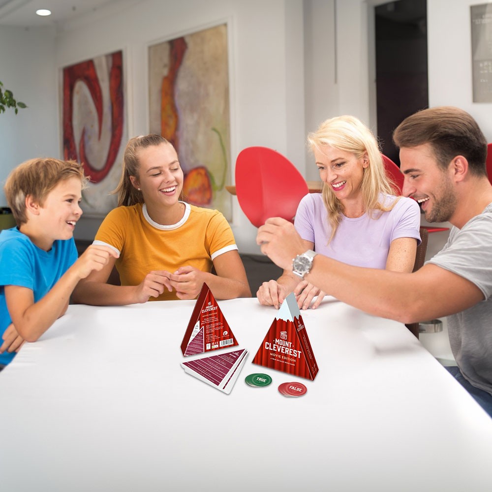 MOUNT CLEVEREST – True or False Trivia Game Fun Family Card Game OY