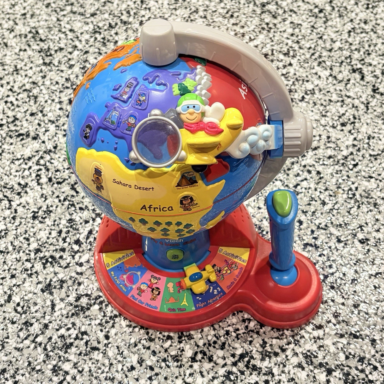 VTech Fly and Learn Globe Children’s Educational Interactive Learning Game Toy