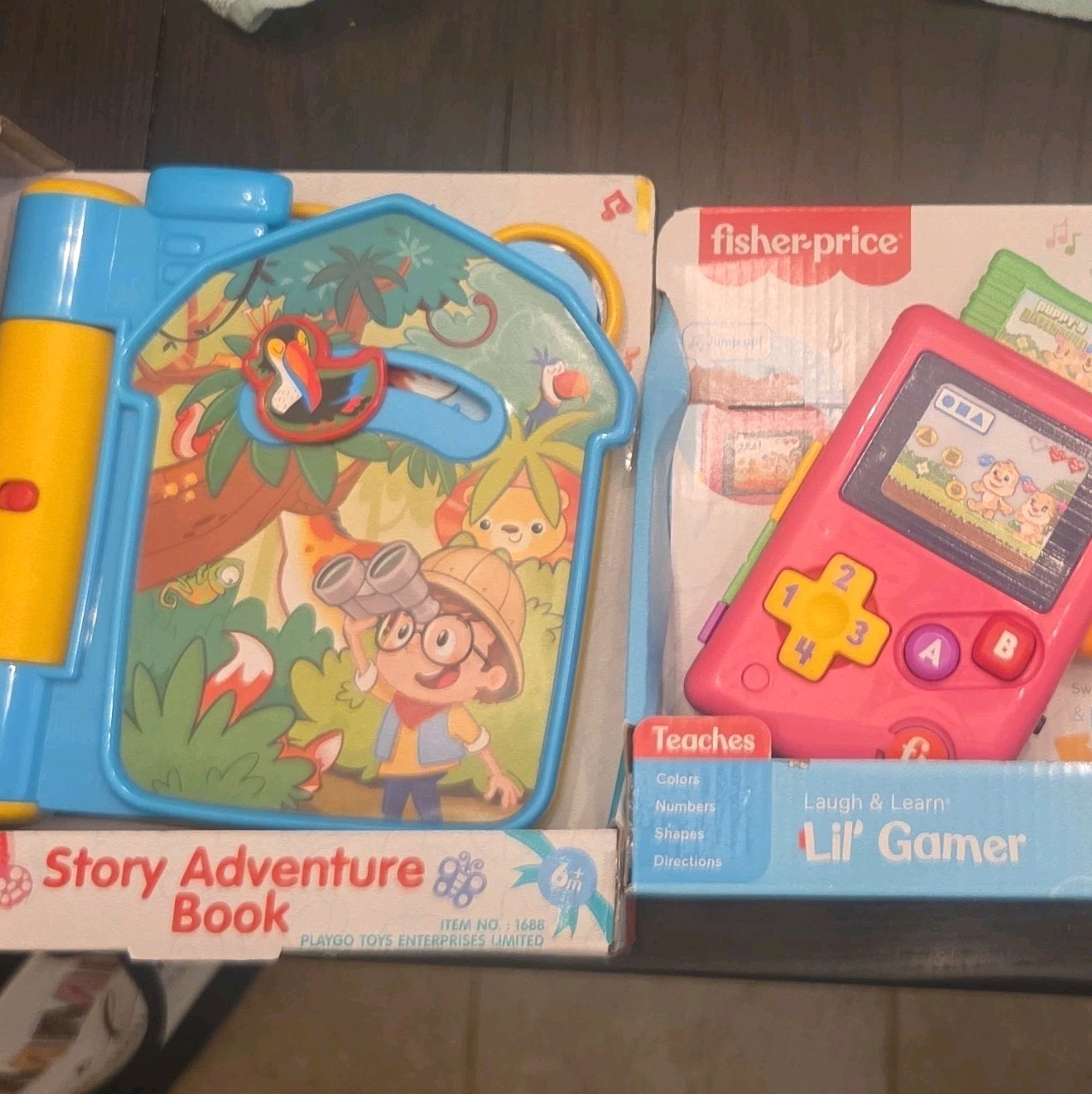 Fisher-Price Laugh & Learn Lil’ Gamer & Playgo Story Adventure Book 6-36 Months