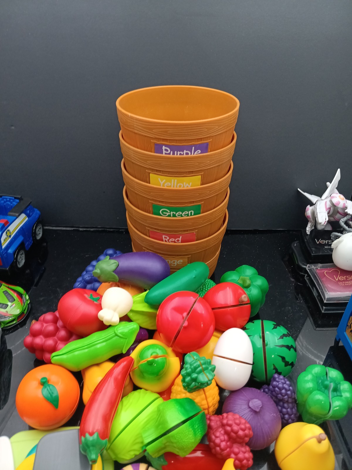 Huge Lot Of Learning Resources Farmers Market Fresh Picked Fruit & Vegies T2796