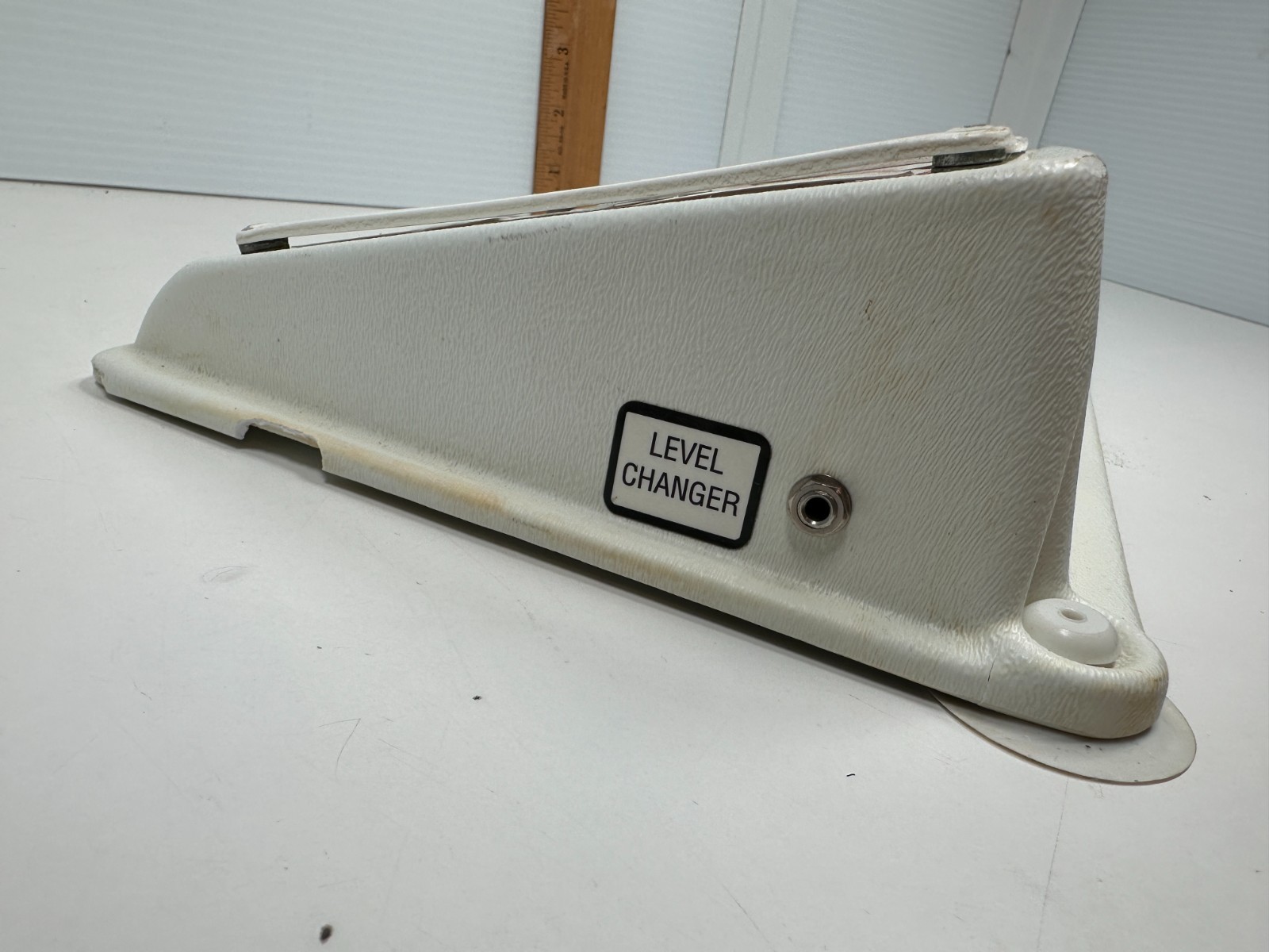 Enabling Devices 1391 Cheap Talk 8 2391A 6 Level Communicator Level Untested