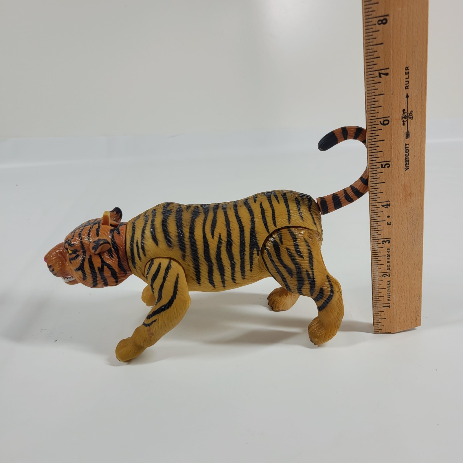 Vintage Plastic Articulated Tiger Action Figure 1987 HG Industries Toy Poseable