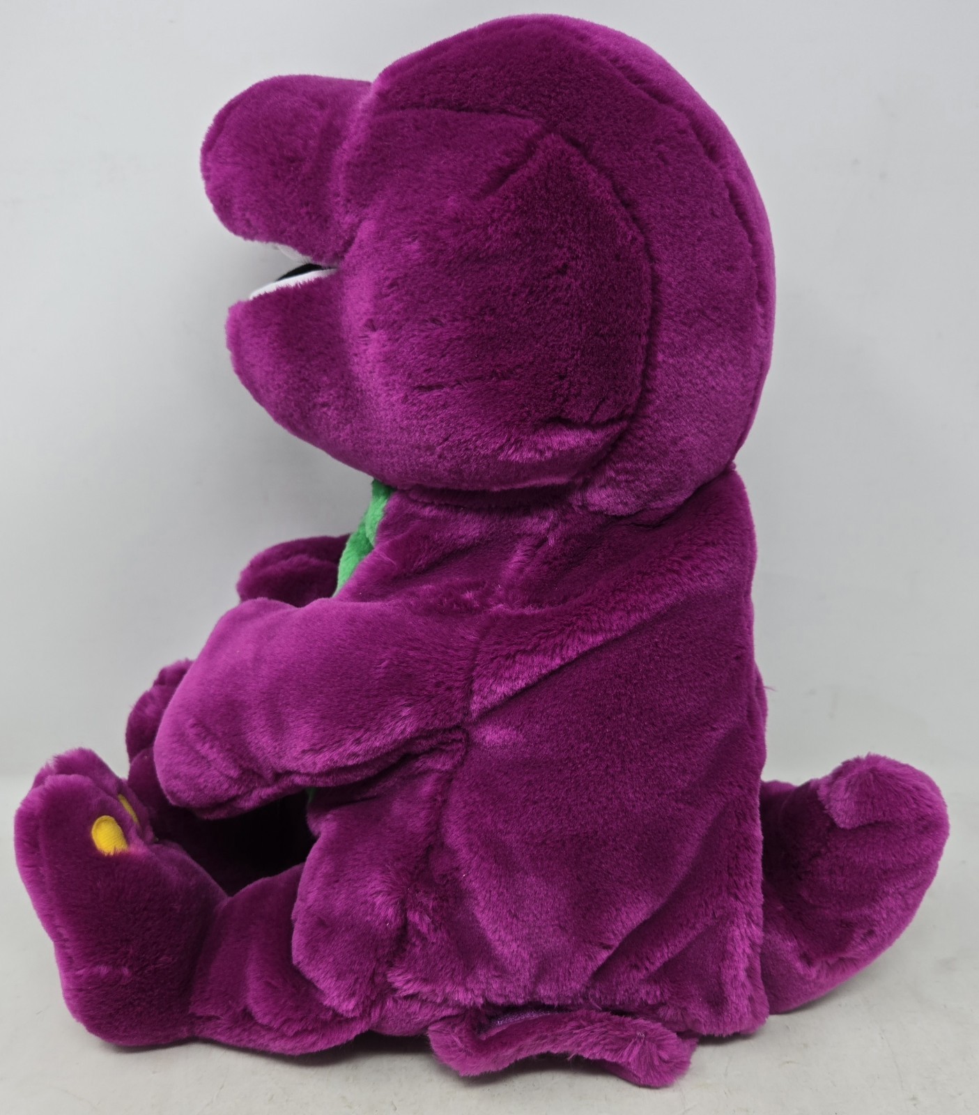 CIB Microsoft ActiMates 1998 Interactive Barney w/ Box Moves Plays Speaks Sings
