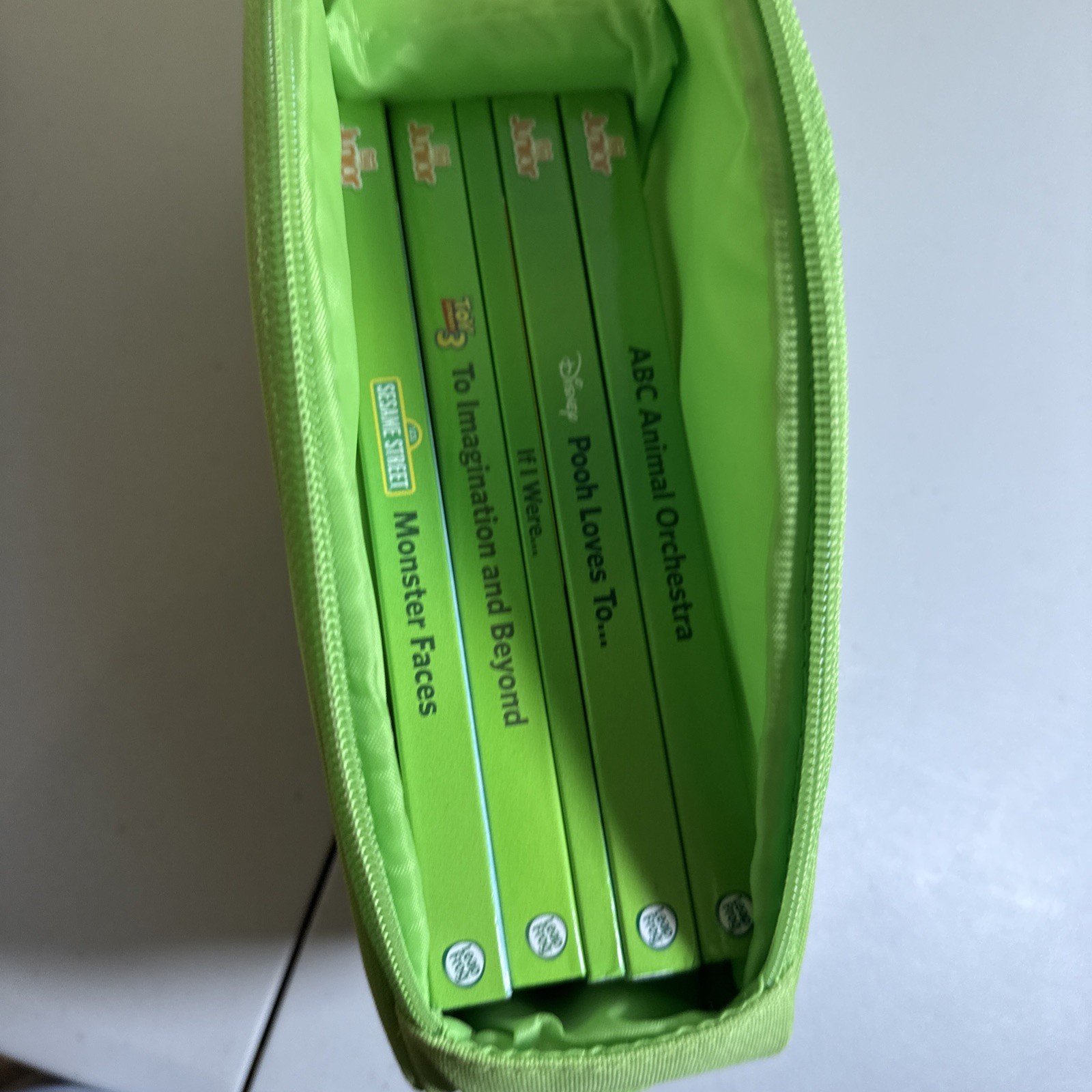 LeapFrog Tag Junior Lot 5 Books And Carrying Case Sesame Street, Pooh, Toy Story