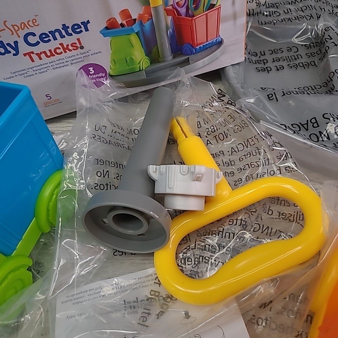 Learning Resources Create a Space Kiddy Center Trucks Arts and Craft Organizer