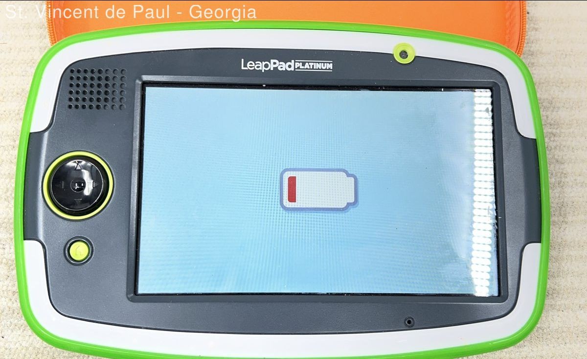 LeapFrog LeapPad Platinum Kids Learning Tablet W/ Charger & Extras Tested Works