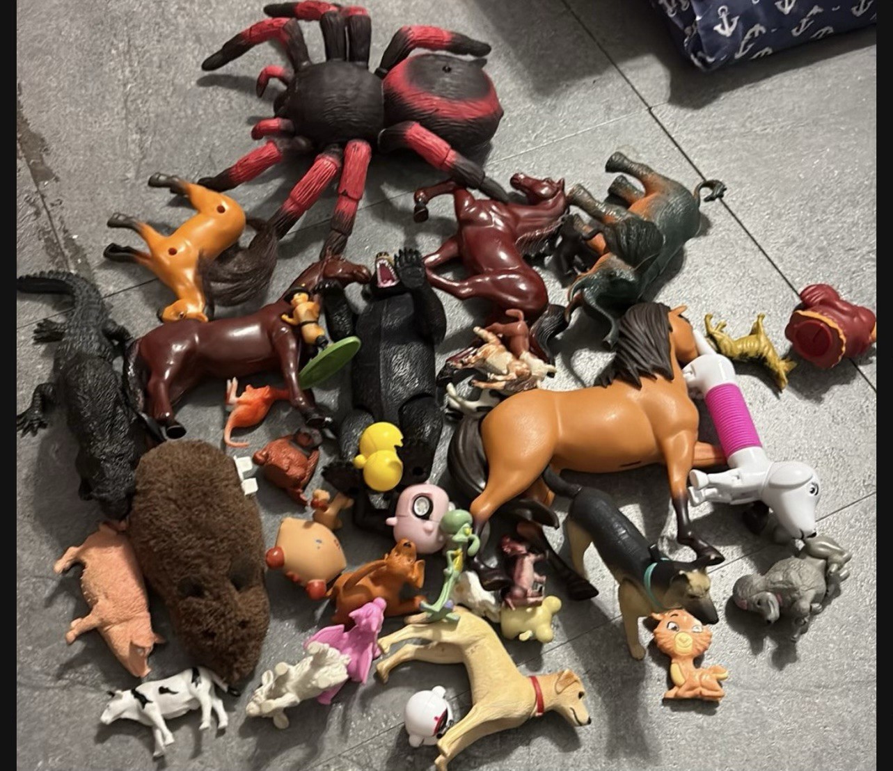 Assorted Animal & Nature Educational Toy Figures for Ages 3-7 Years