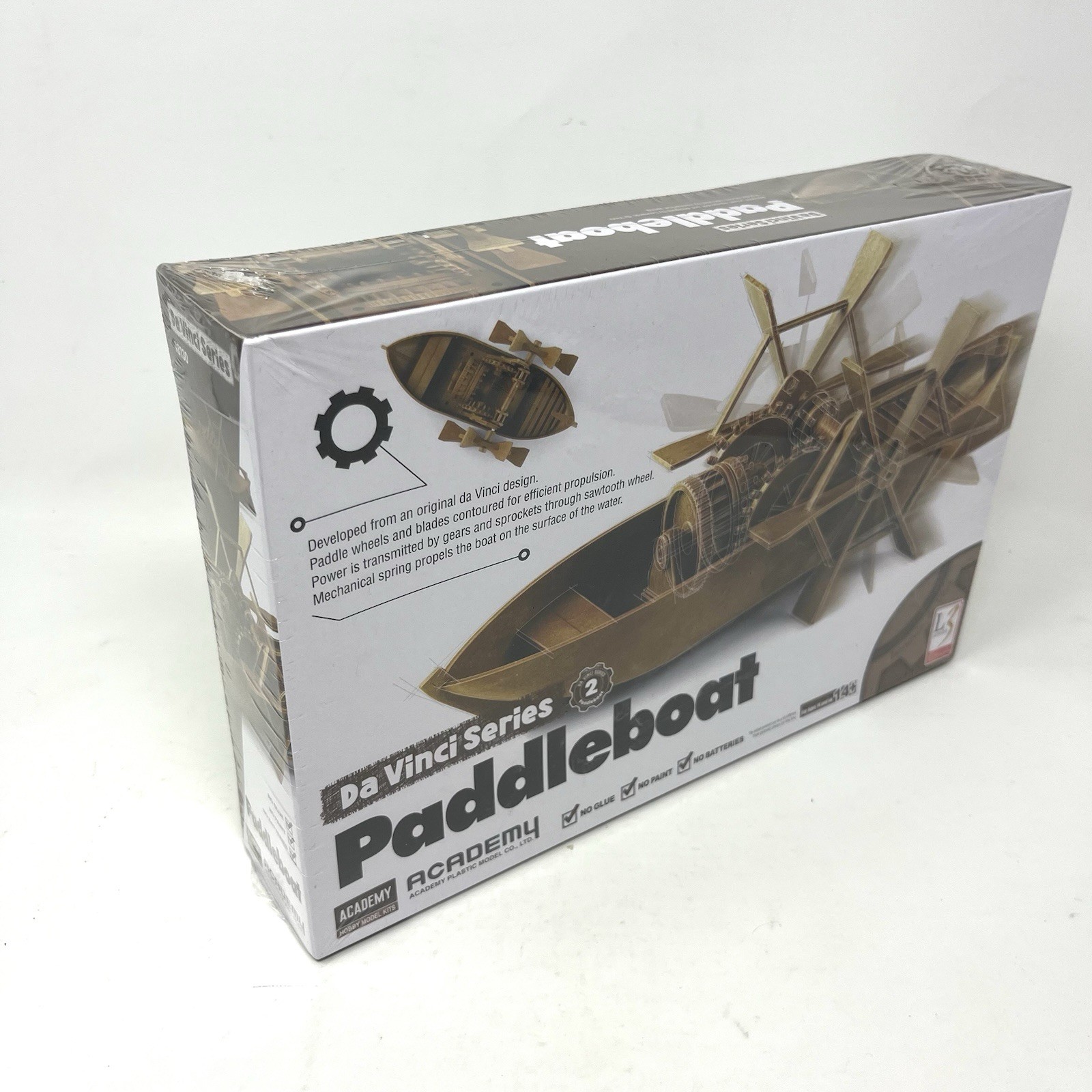 Da Vinci Paddleboat Plastic MODEL KIT Academy Series 2 18130 2016 NIB
