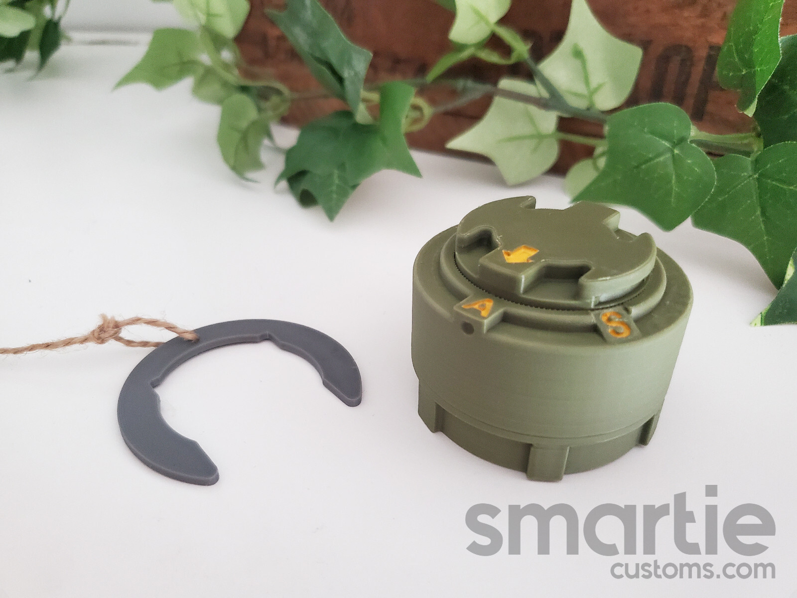 DUMMY M14 “Toepopper” Anti-Personnel Land Mine – Accurate Size Replica