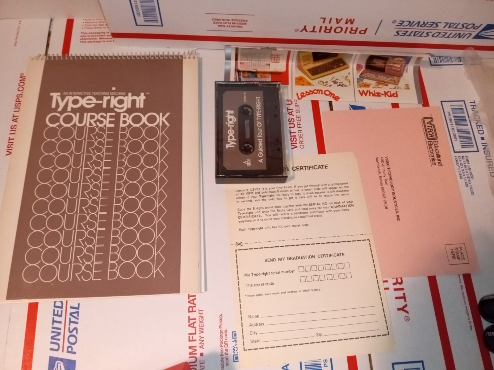 VTech Type-Right Pre-Computer Typing Tutor Vtg 1985 w/ Course Book And Tape
