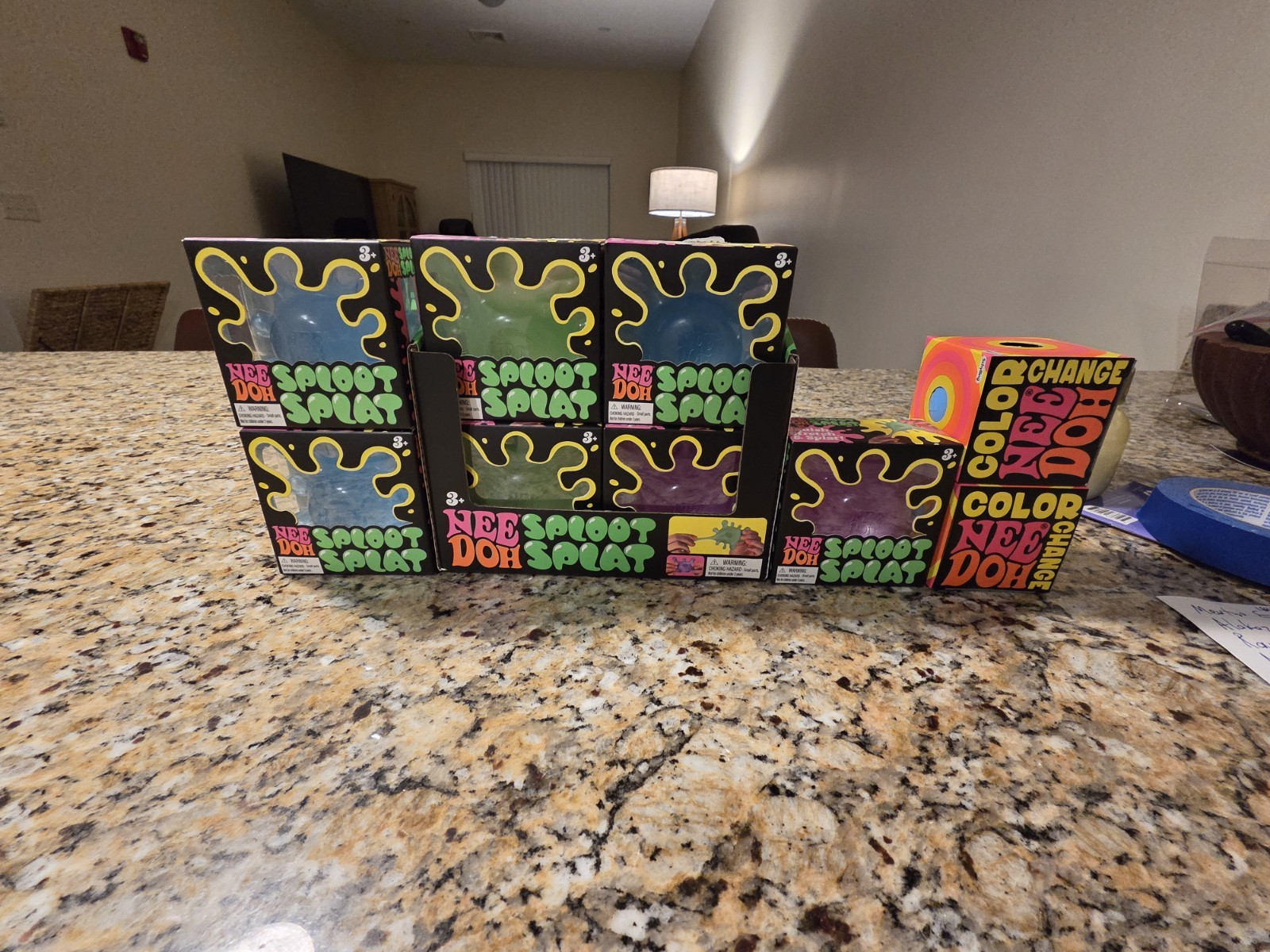 NeeDoh Sploot Splat (15) and Color Change (2) Lot of 17 total