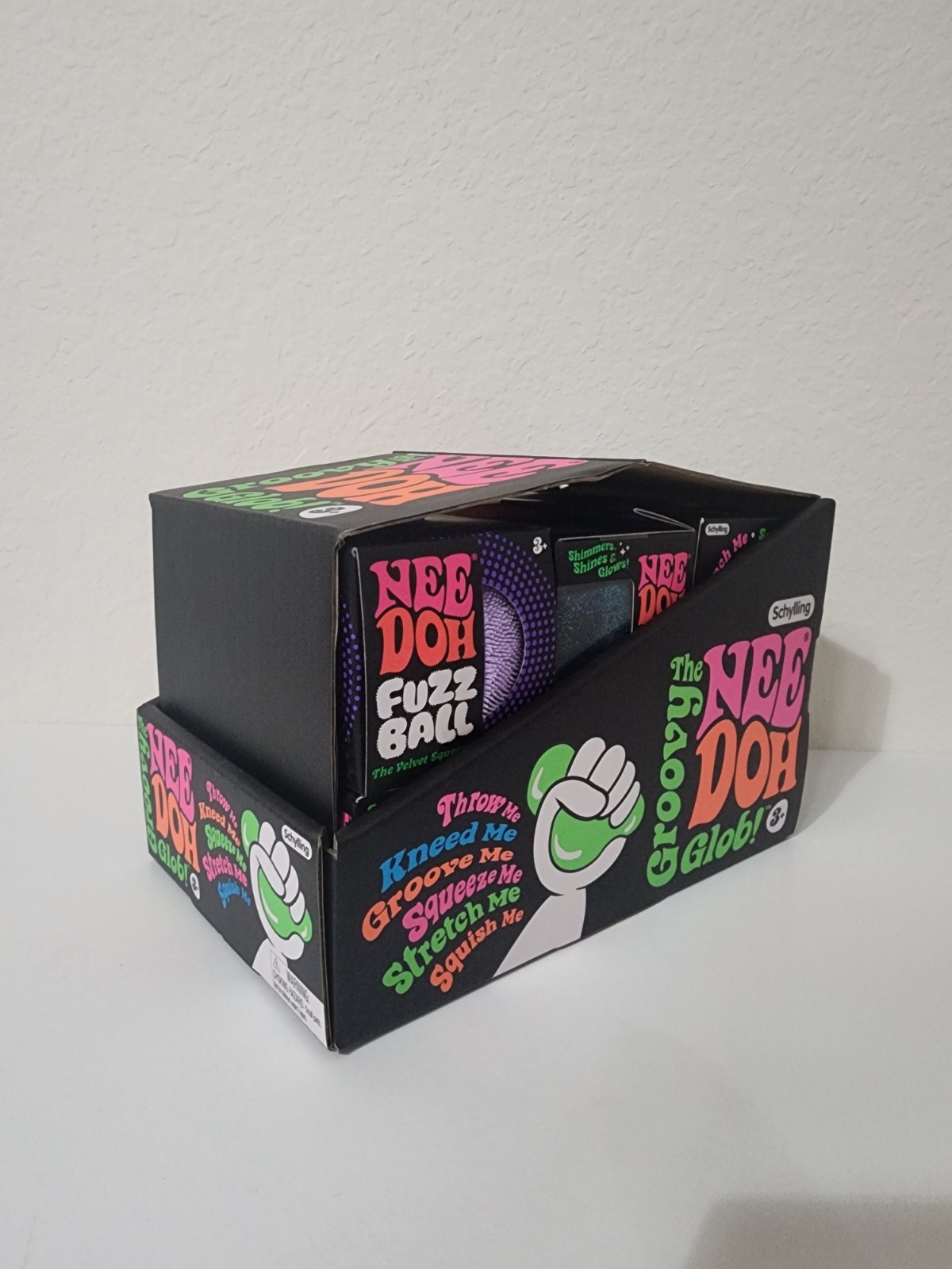 NeeDoh x12 Variety Selection With A NeeDoh Groovy Glob Box