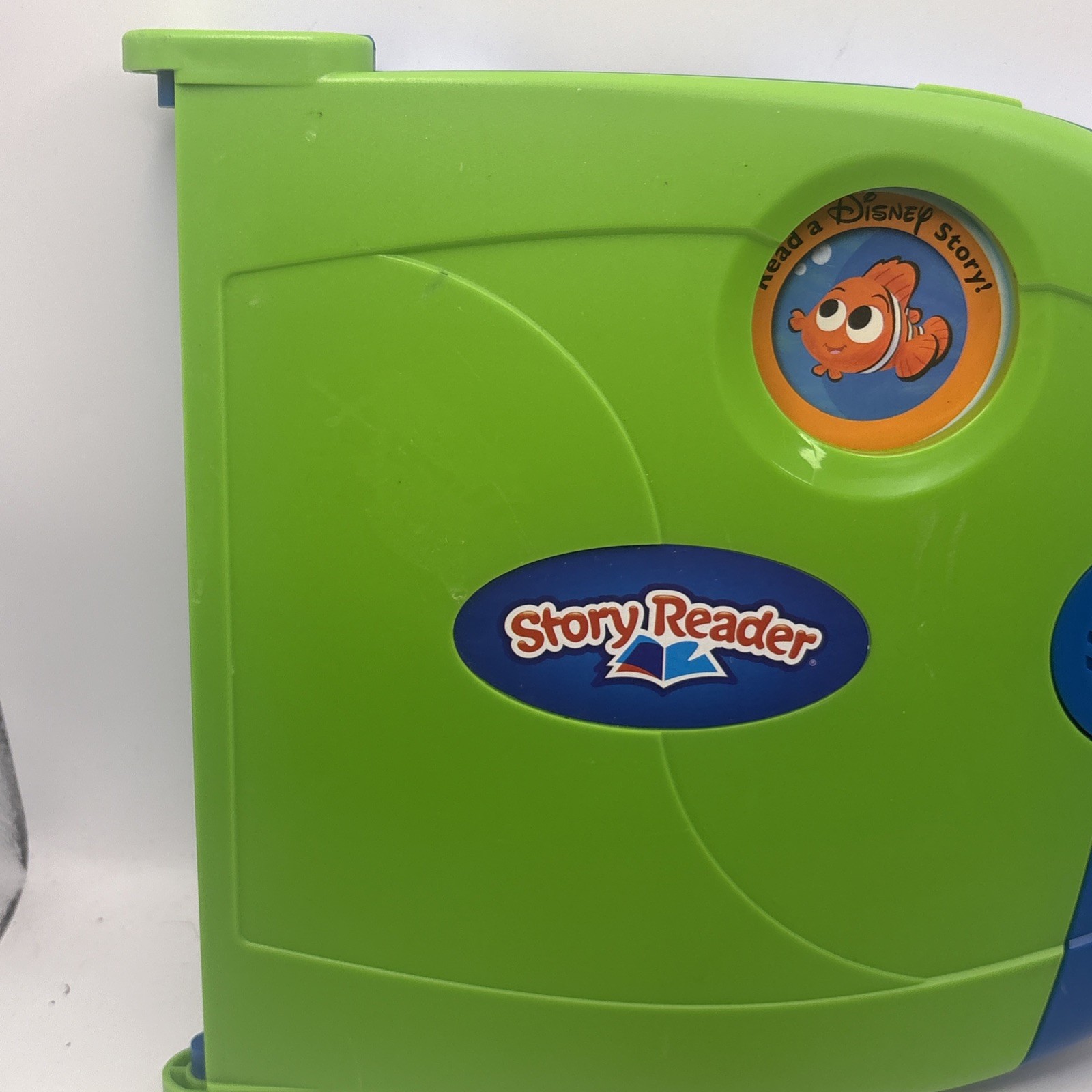 VINTAGE ELECTRONIC STORY READER w/ Finding Nemo Book READS ALOUD TESTED & WORKS