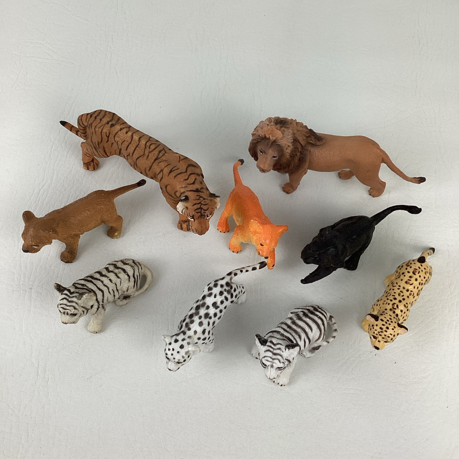 Jungle Cats Animal Figure Bundle Snow Leopard Cub Black Panther Lion Tiger Lot