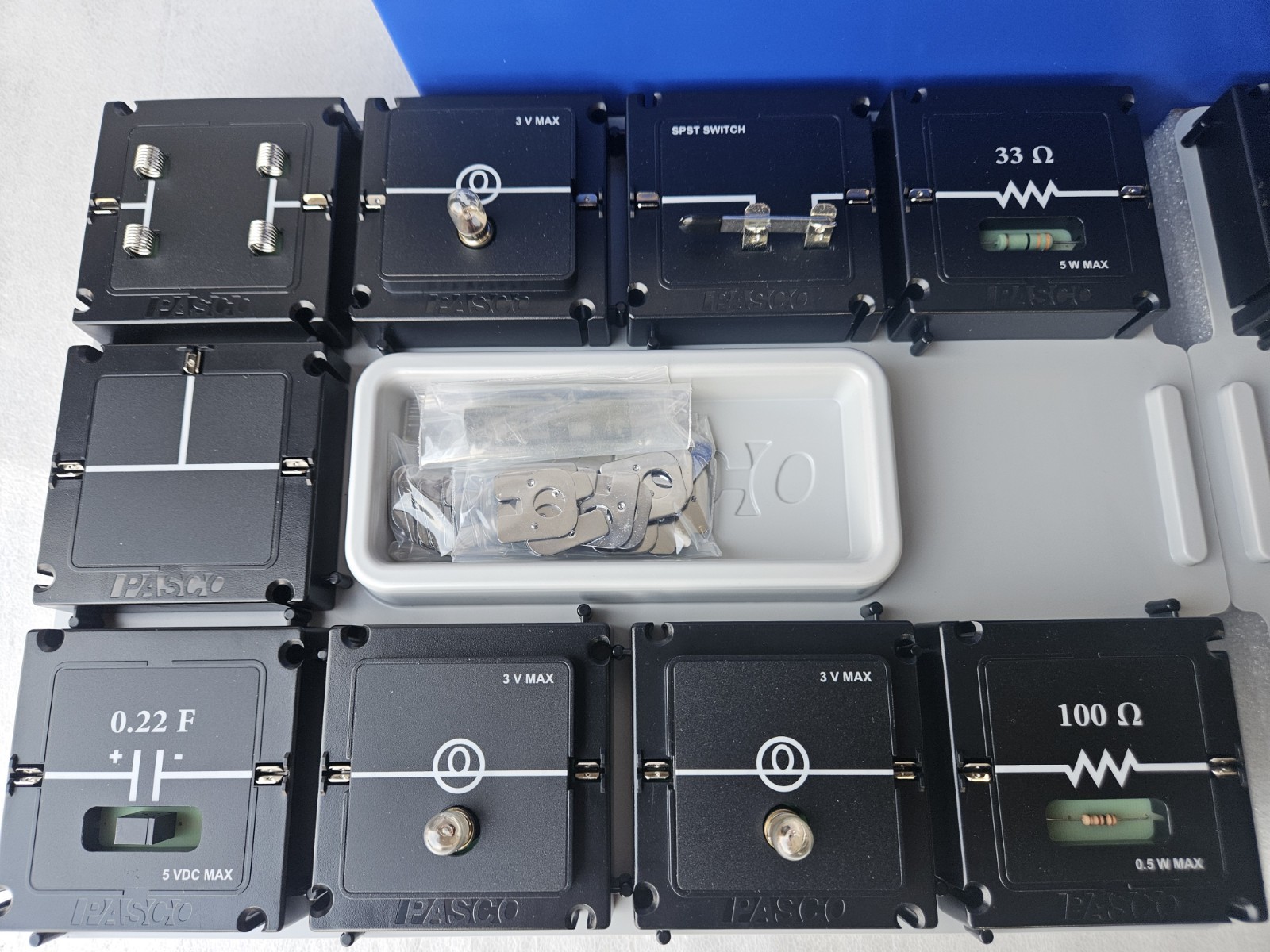 Pasco Modular Circuits Standard Kit EM-3536 For Essential Physics