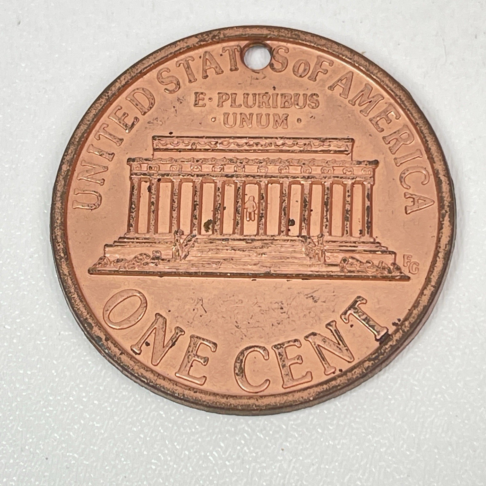 Novelty 2 inch Lincoln Penny Key Chain 1995 D Toy Money Coin Realistic Toy
