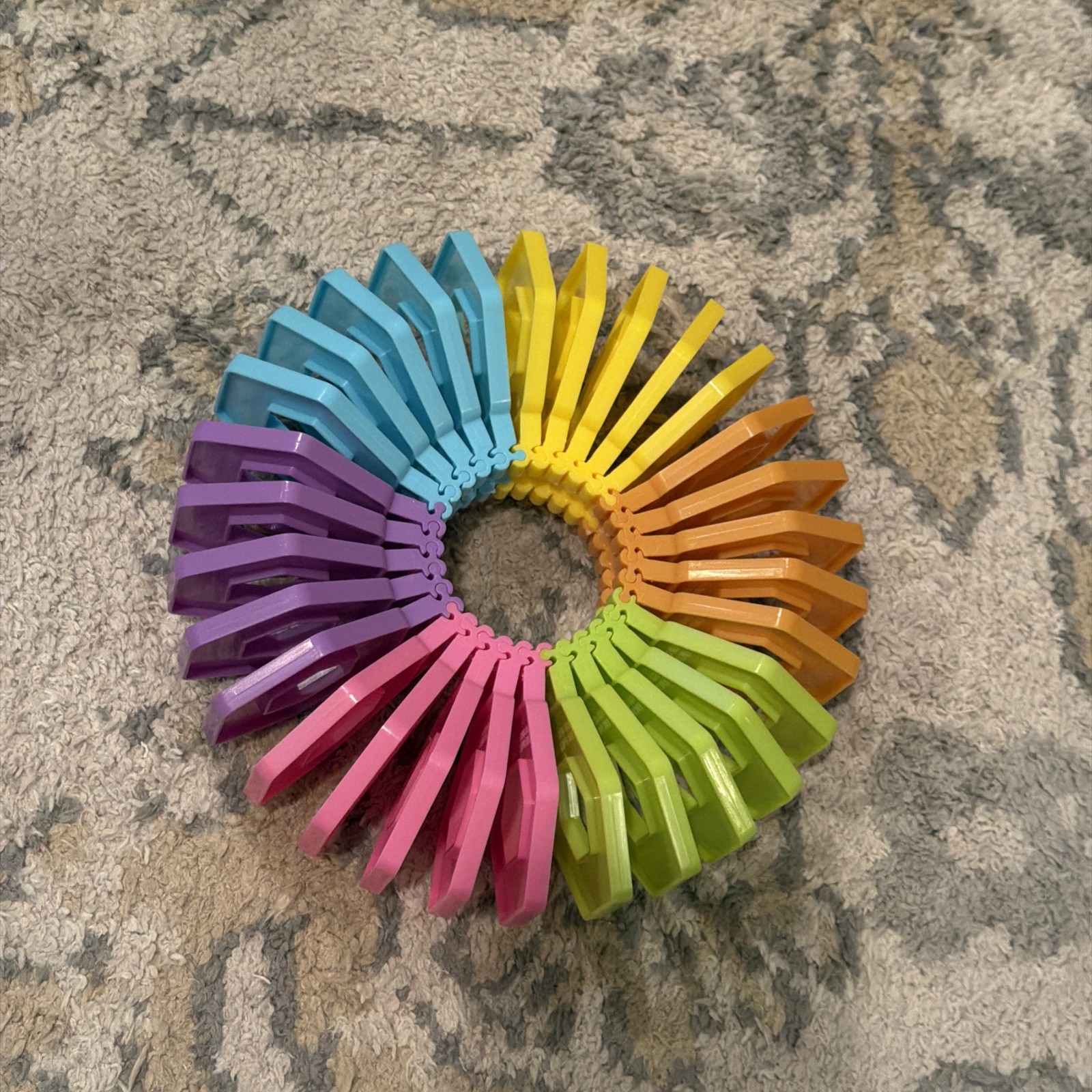 Fidget Rainbow Colors Loop Tactile Sensory Toy for Ages 3+ Years – EUC