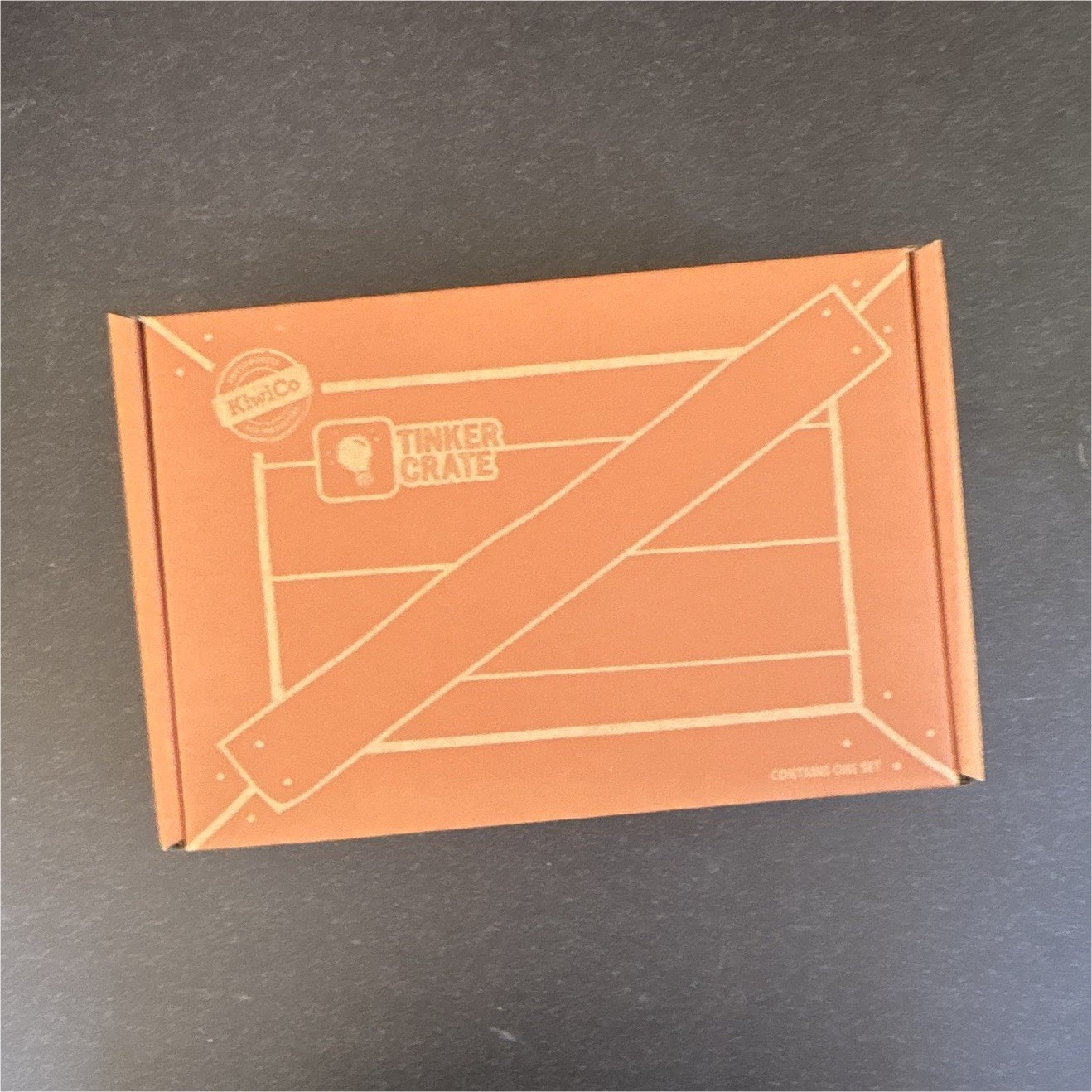 KiwiCo Tinker Crate Make Your Own Paper Circuits Kit Ages 9+ PFF1910-TLED