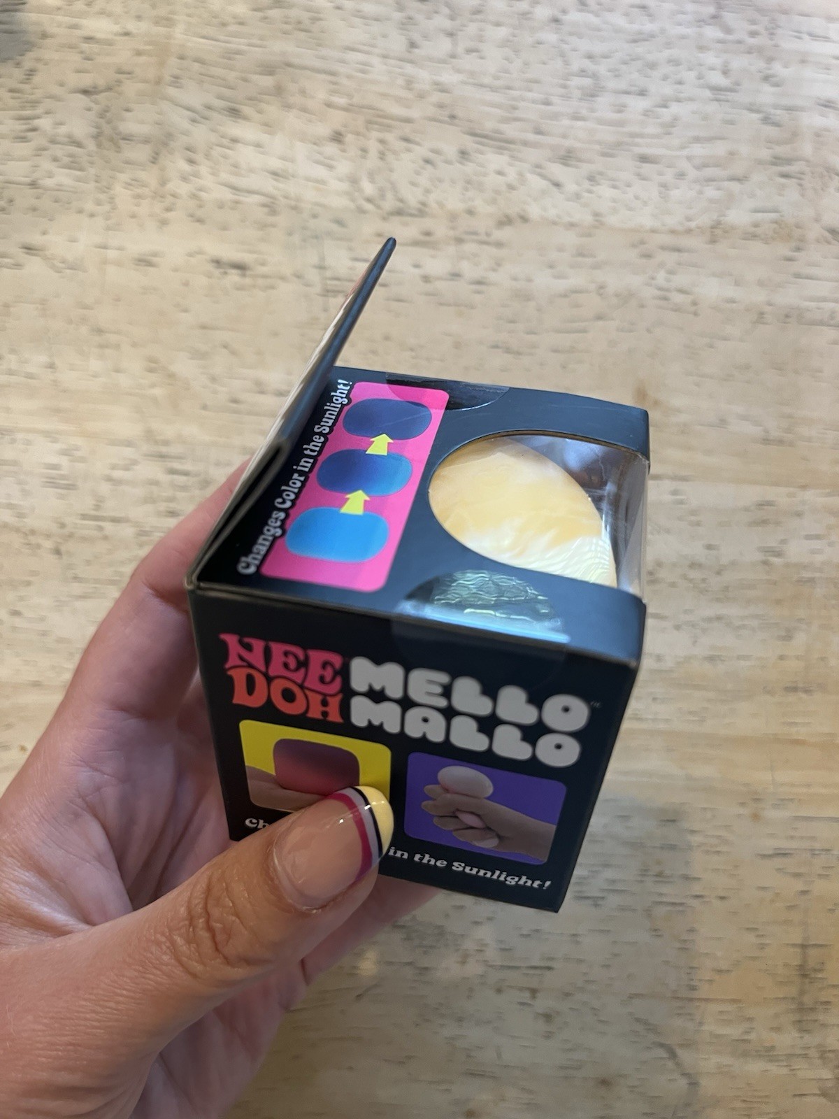 Schylling NeeDoh Mello Mallo Viral Fidget Toy UV Color Change Yellow Authentic
