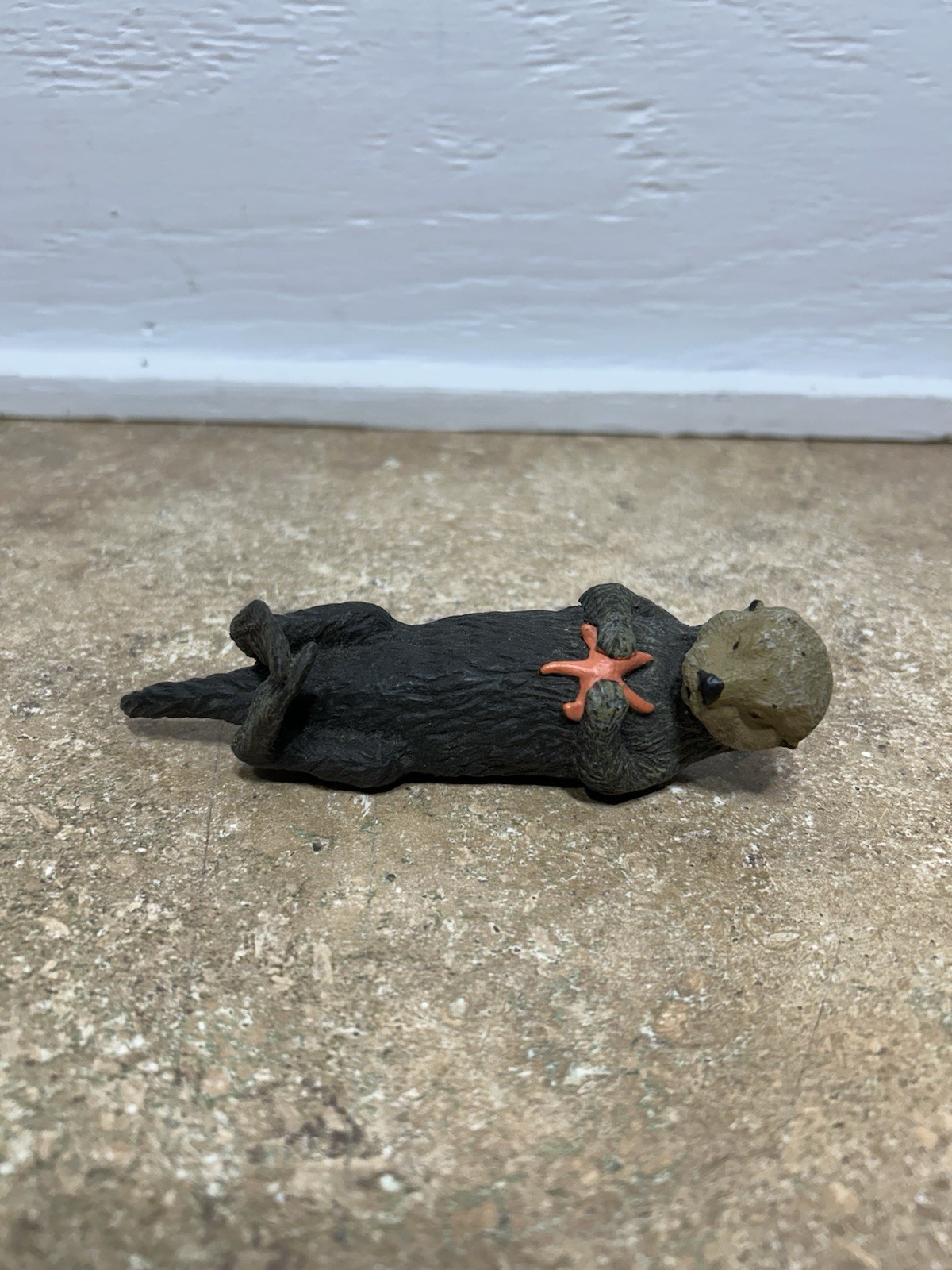 Safari Ltd. Sea Otter Figure With Starfish 2003 Marine Mammal