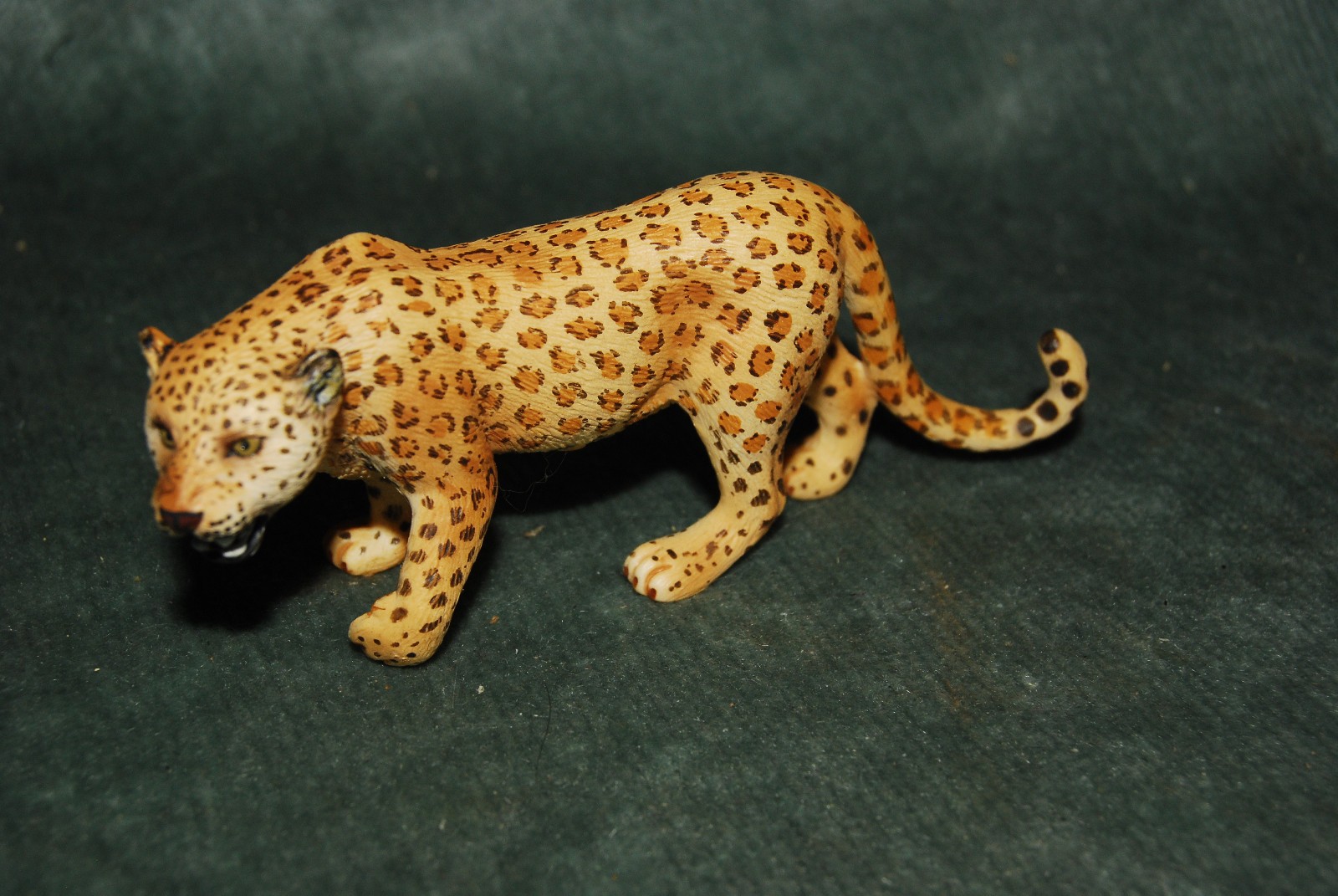 2006 Schleich Jaguar 4-1/2″ Animal Toy Figure