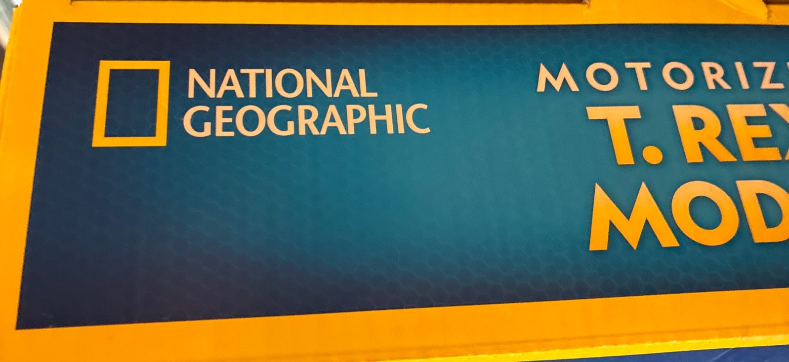 National Geographic Blue Marble STEM Motorized T. Rex Model, Moves,Light-up Base