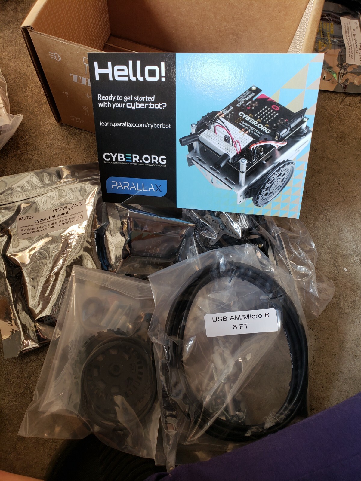PARALLAX Cyber:Bot Robot Kit –NICE