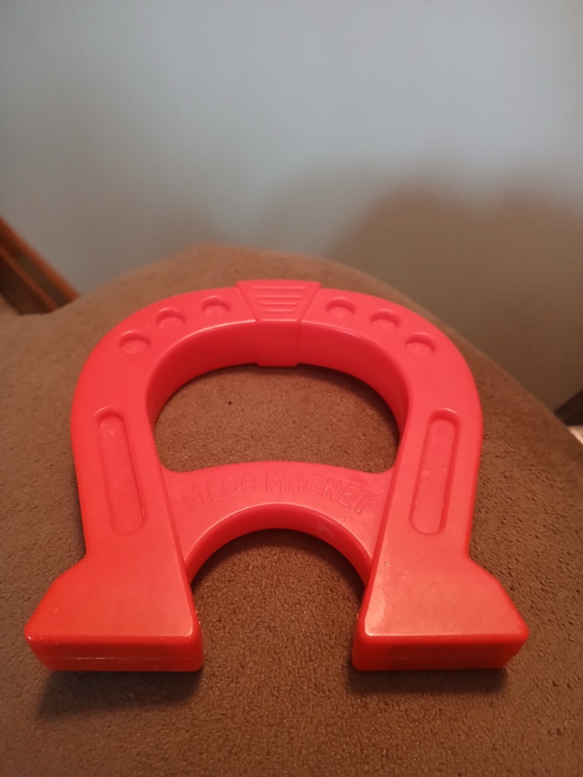 JA-RU Mega Magnet Toy 2.5″ Inches Res Horseshoe Handle