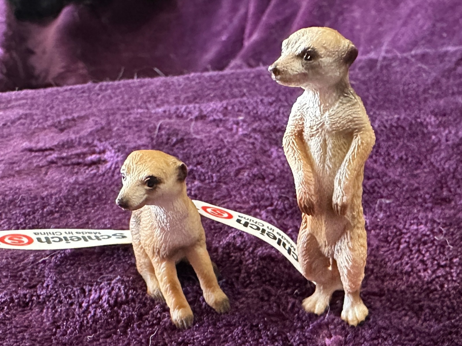 Schleich & Papo Wildlife Lot – Bobcat, Lemur w/ Baby, Meerkats – Excellent Cndtn