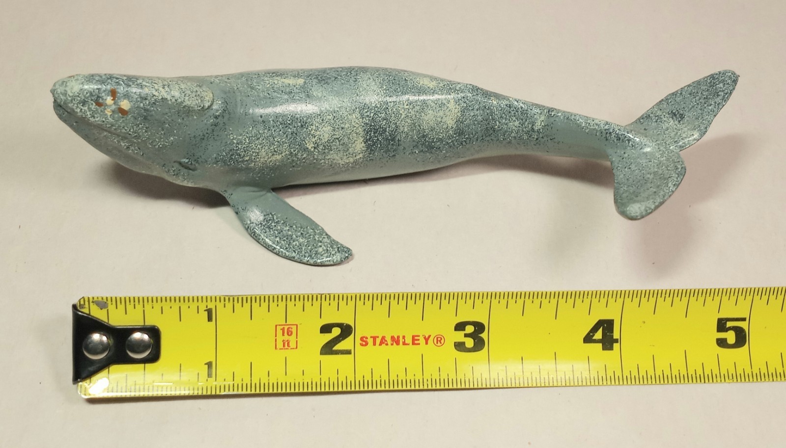 Gray Whale Figure Lot & Cabrillo Pin Safari Ltd. Monterey Bay Aquarium 1991 1994
