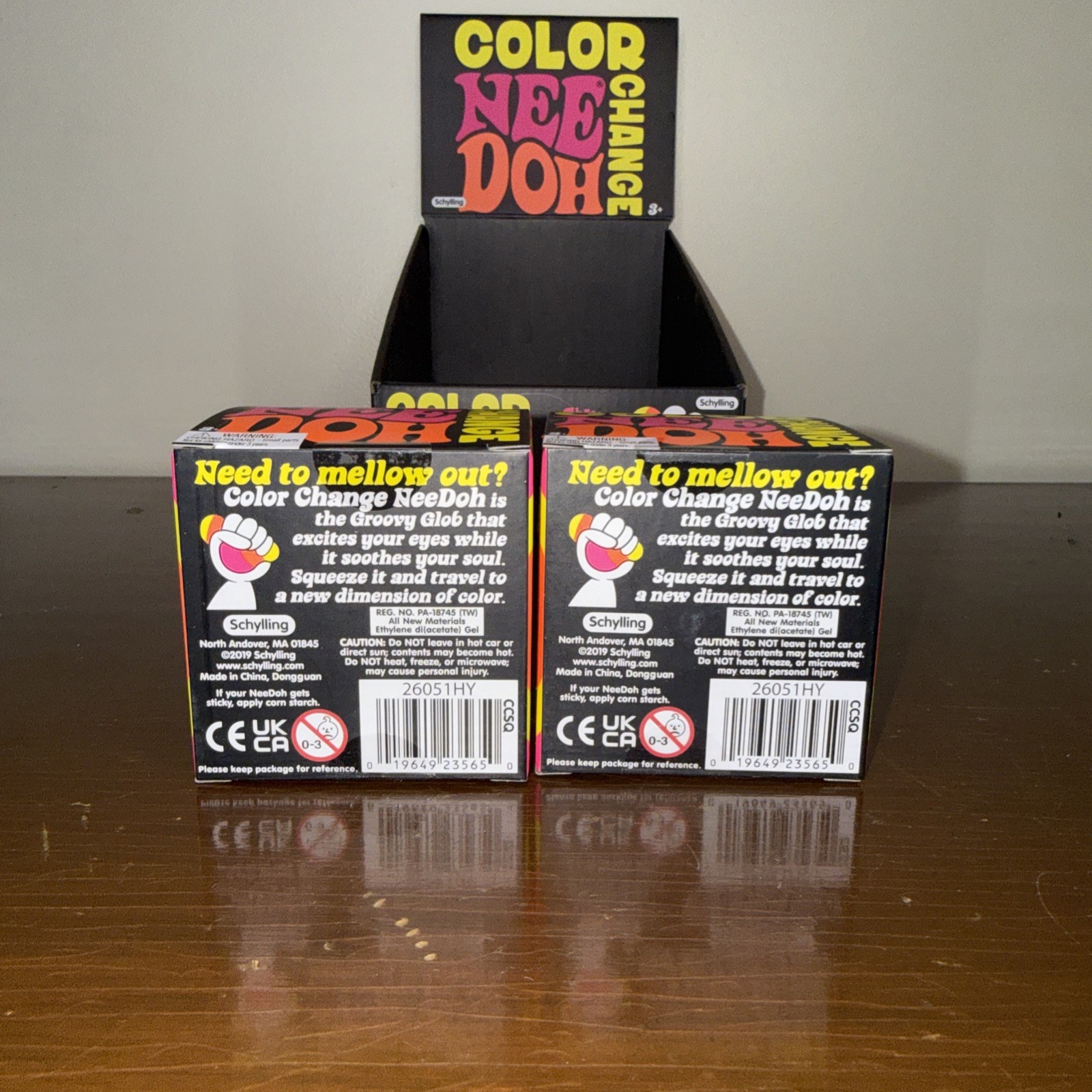 NEW SEALED SCHYLLING NEE DOH COLOR CHANGING BALLS PINK & BLUE LOT OF 2 Needoh