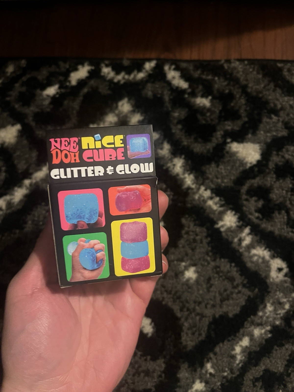 NeeDoh Nice Cube (Glitter and Glow), Glowing Ice Cube BLUE/PINK AUTHENTIC