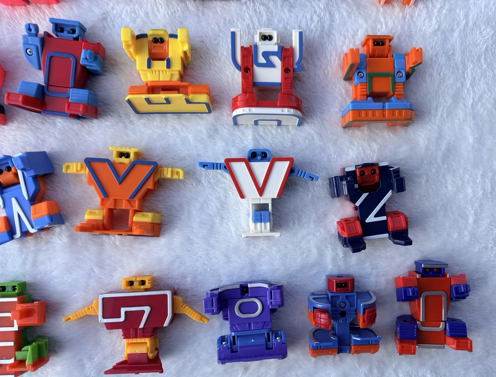 VTG Alpha-Bots Transforming magnetic Alphabet Number Toy Lot Complete ABC/123