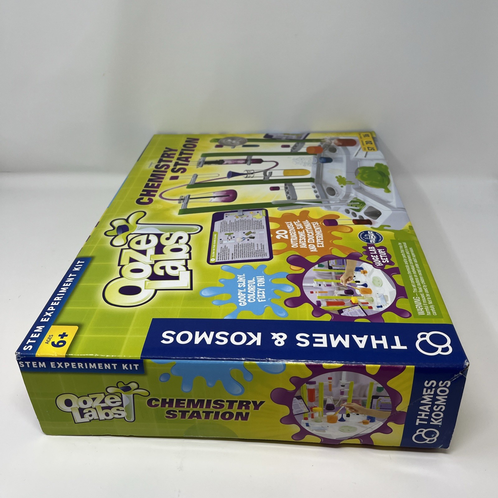 Thames & Kosmos Ooze Labs Chemistry Station STEM Experiment Kit 20 Experiments