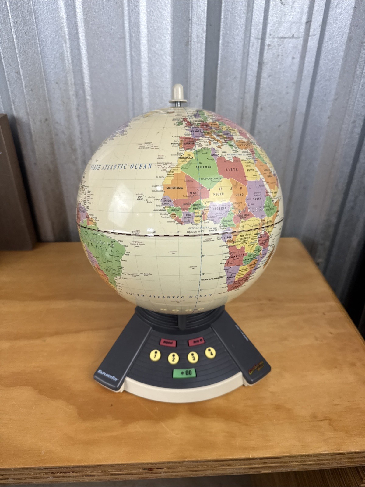 GEOSAFARI WORLD ExploraToy Talking Globe Geography Trivia Game – Tested Works