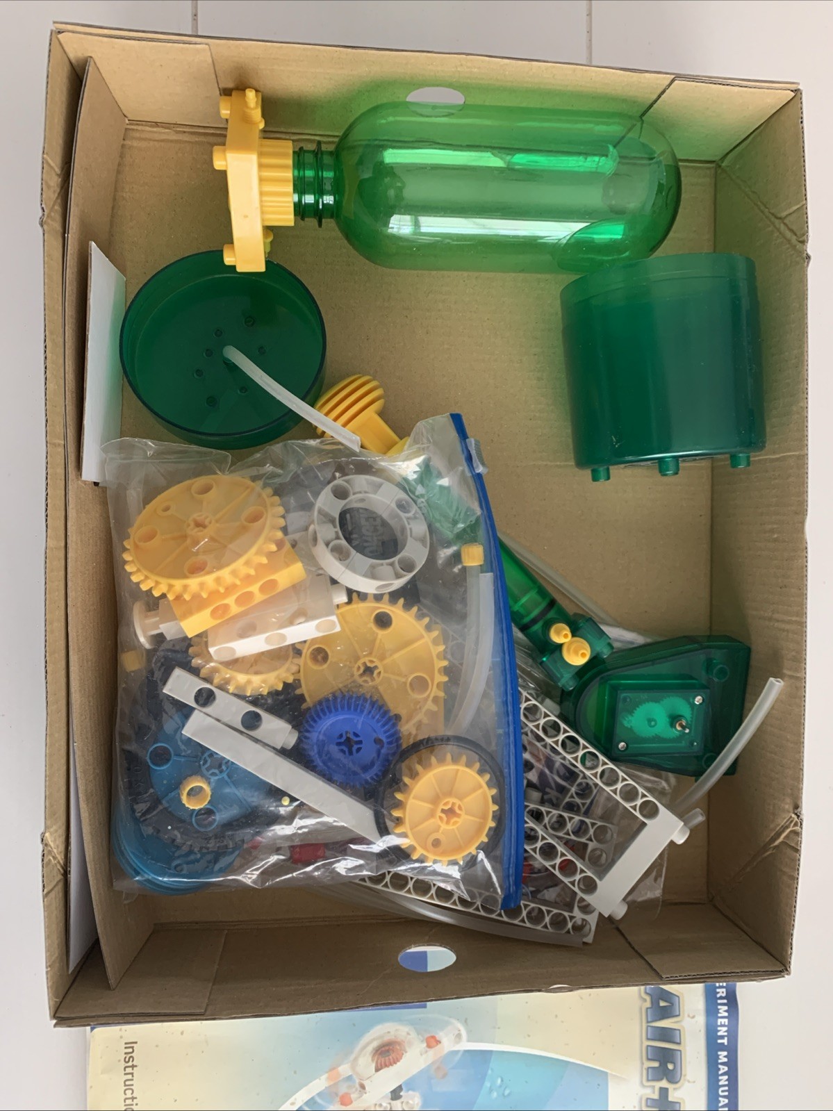 Thames & Kosmos Air+water Power Experiment Kit for Kids Ages 8 and Up