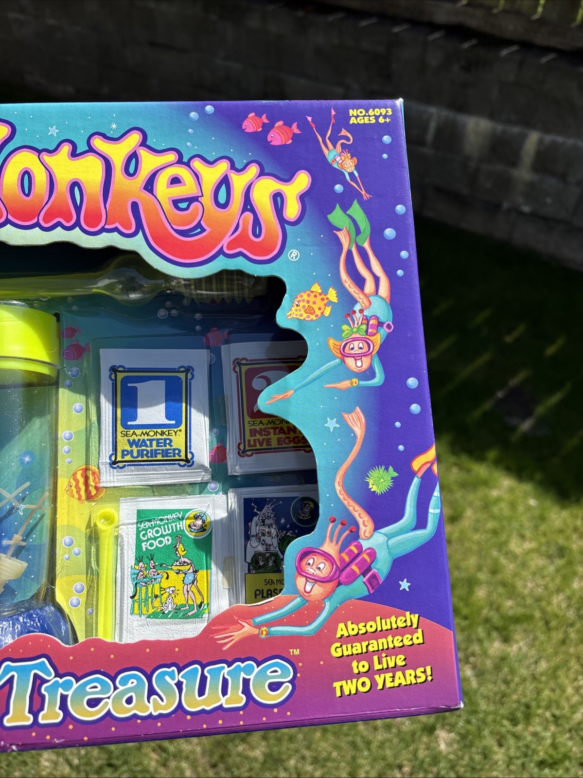 Amazing Live Sea-Monkeys SUNKEN TREASURE Tank Aquarium NEW RARE VTG 1998