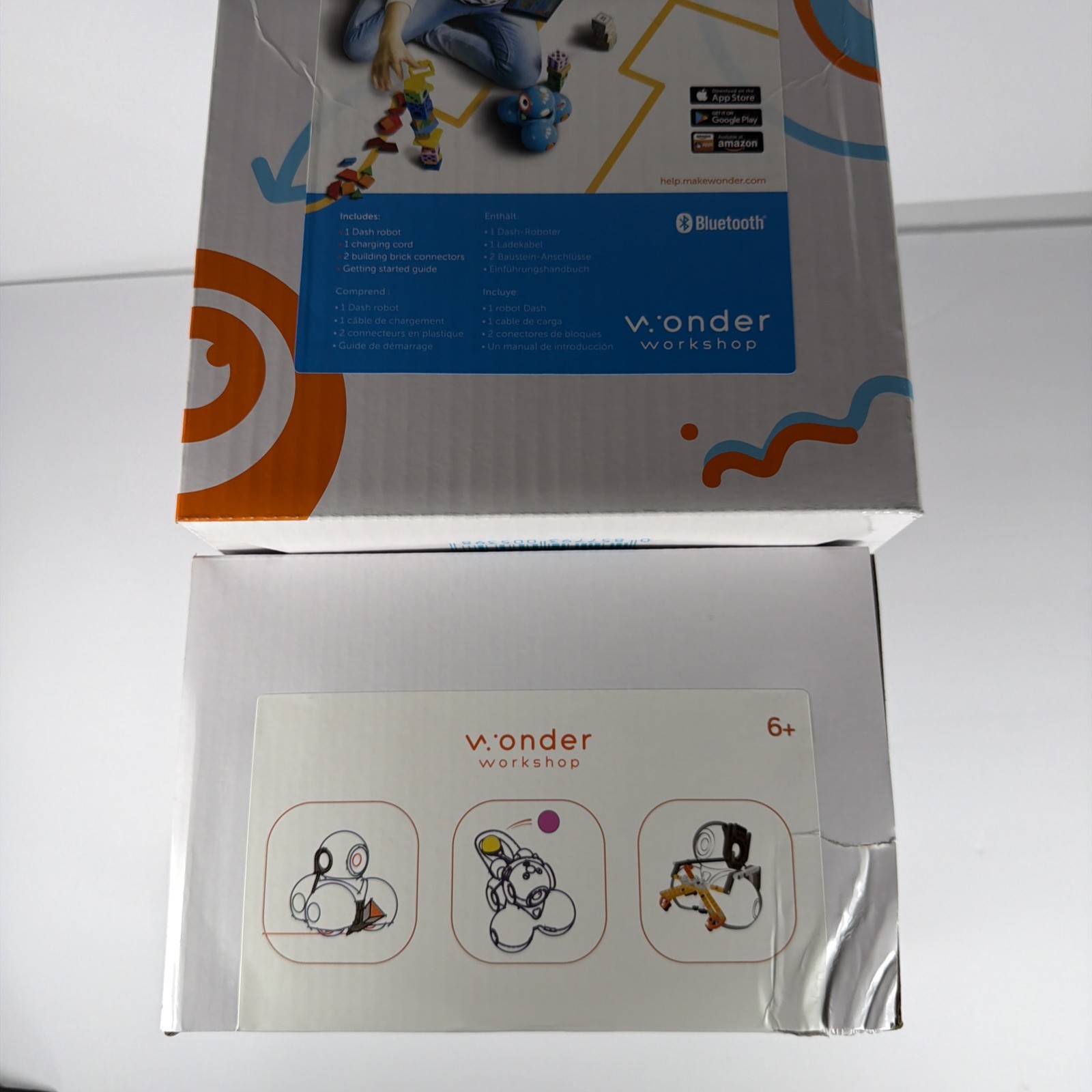 Wonder Workshop Dash Robot Wonder Bundle DA03, Launcher, Sketch Kit, Gripper NEW