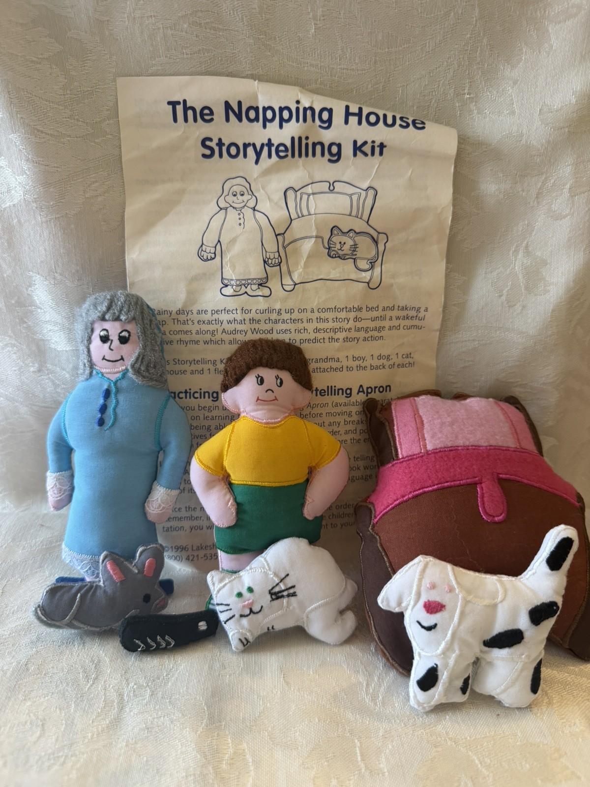 1996 The Napping House Preschool Storytelling Kit in original package complete