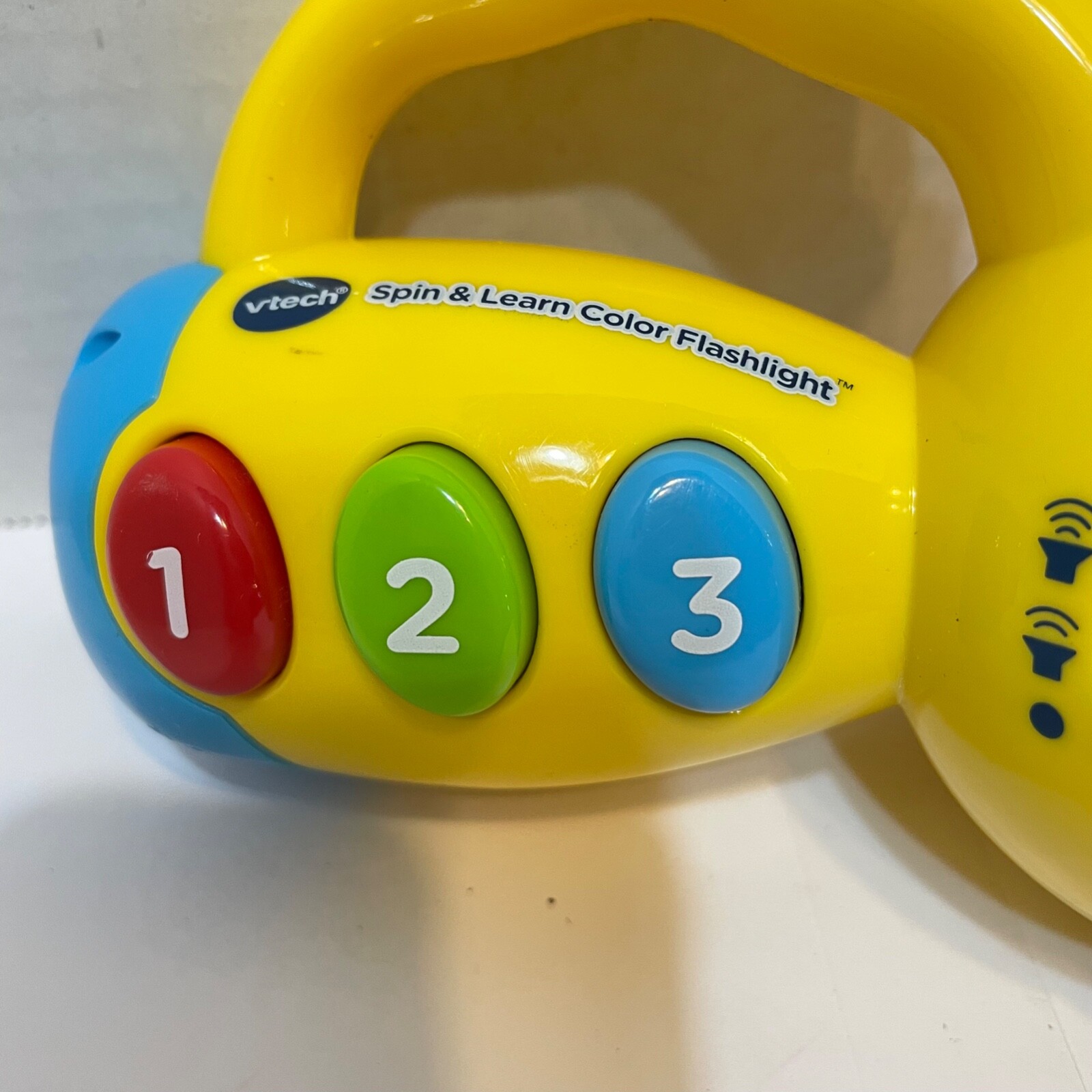 Vtech Electronics Spin and Learn Flashlight Colors and Numbers Sounds and Lights