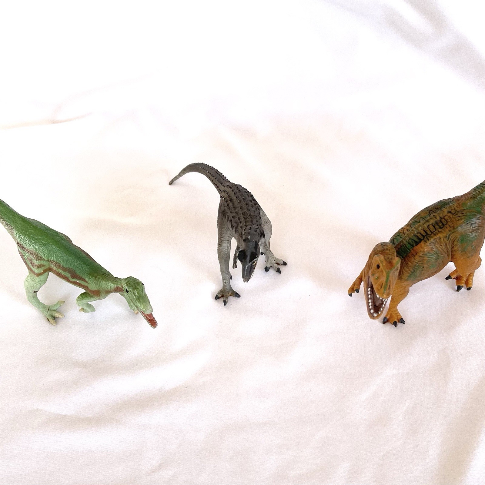 Vintage 1996-97 Safari Ltd Carnotaurus Carcharodontosaurus Baryonyx Dinosaur Lot