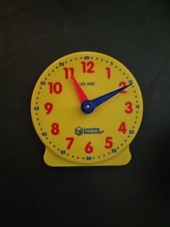 Learning Resources Big Time Demonstration Clock, Teaching Clock Home Schooling