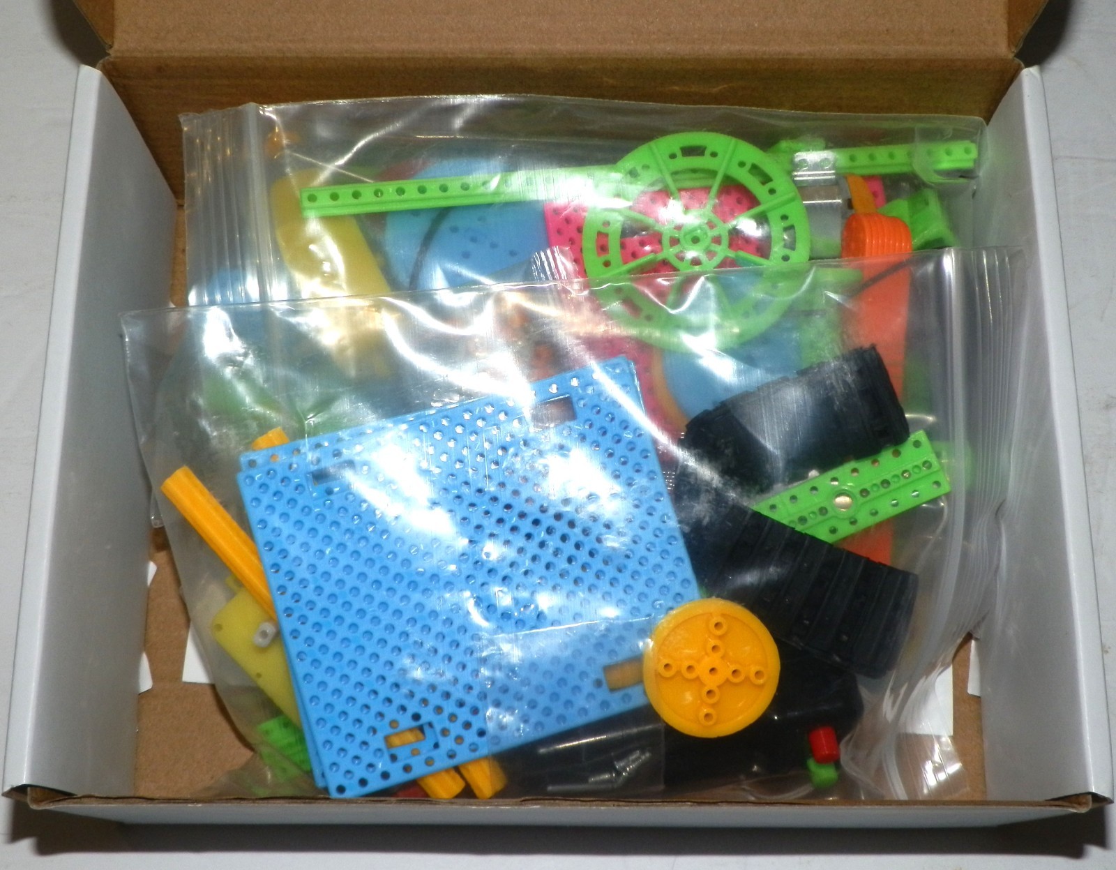 Poraxy 5 in 1 STEM Kits for Kids Age 8-10, Science Building Projects Craft
