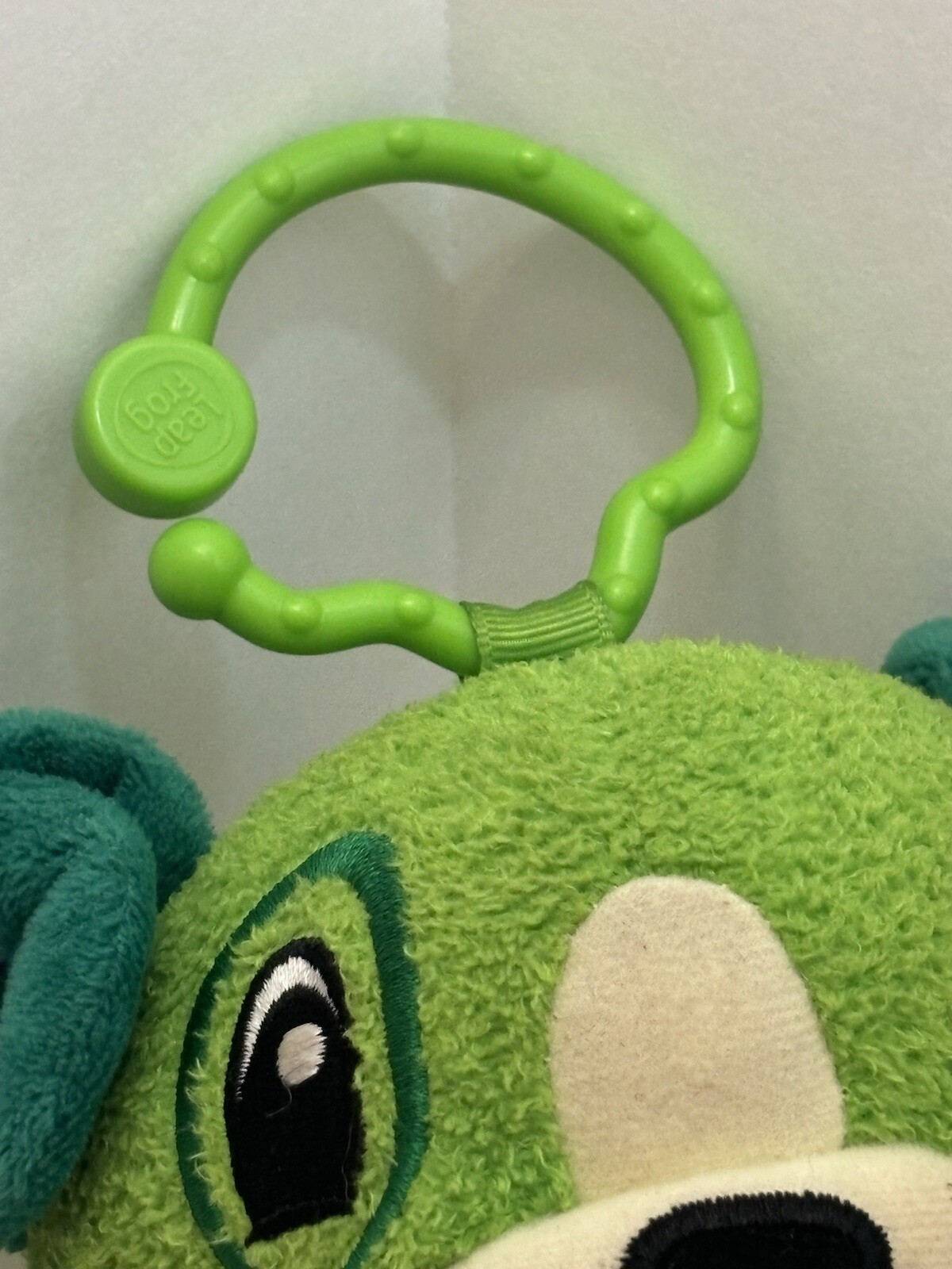 LeapFrog Sing and Snuggle My Pal Scout Puppy Interactive Plush Toy 8″