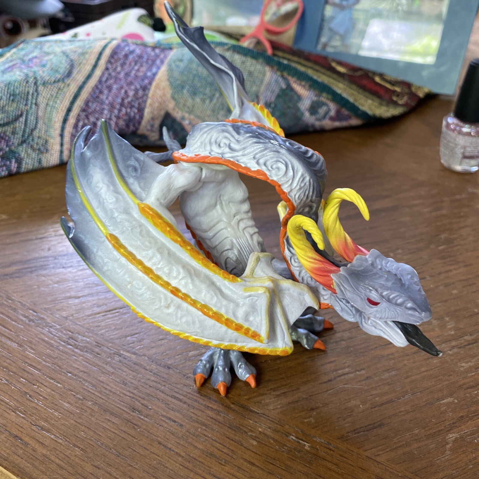 2017 Safari Ltd Smoke Dragon Figure Toy Gray Orange Fantasy Dungeon Dragons