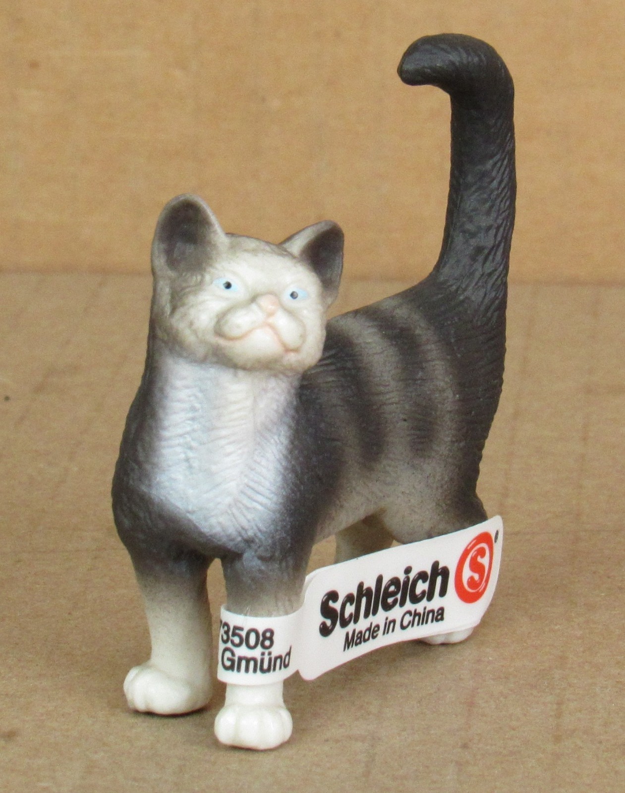 Schleich 13122 Gray Tabby Cat *Retired/Farm Life/NWT*