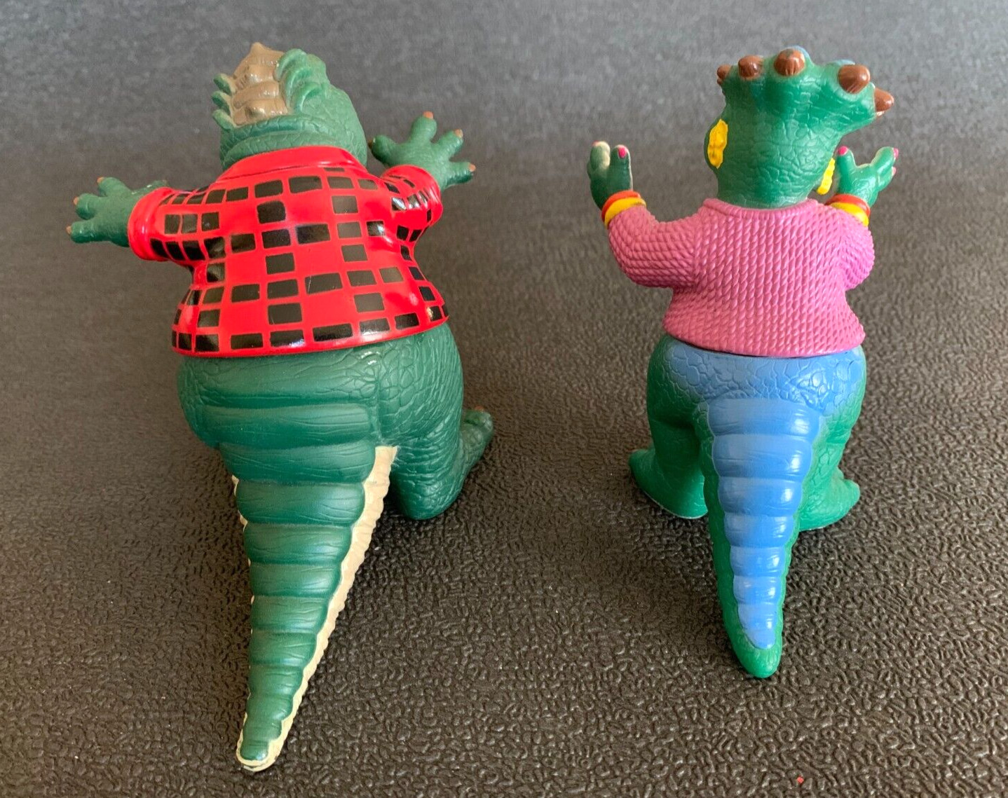 Disney’s TV Show – Dinosaurs – Charlene and Earl Sinclair Set of 2 – Excellent