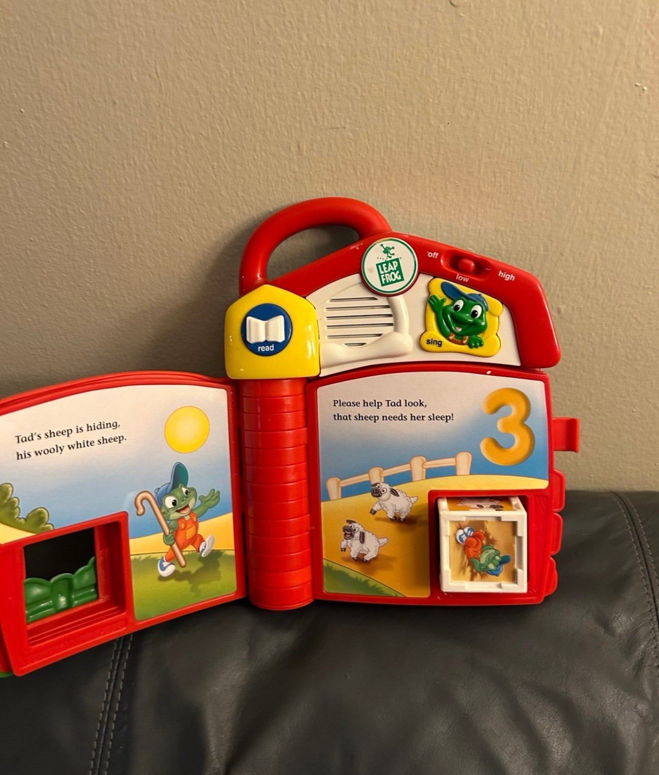 Leap Frog ~ TAD’S COUNTING FARM Interactive Electronic Talking Book ~ Complete