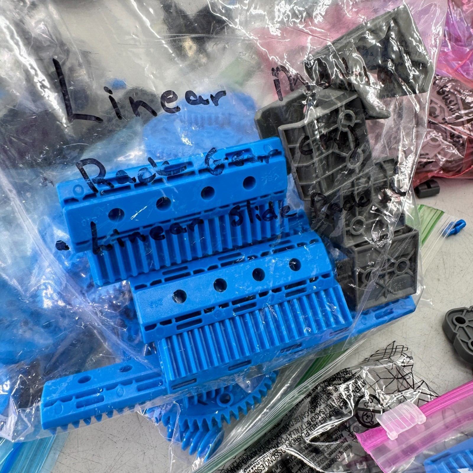 VEX IQ PLTW Robot Design Kit 1st Gen – Complete Robotics Set with Brain & Motors