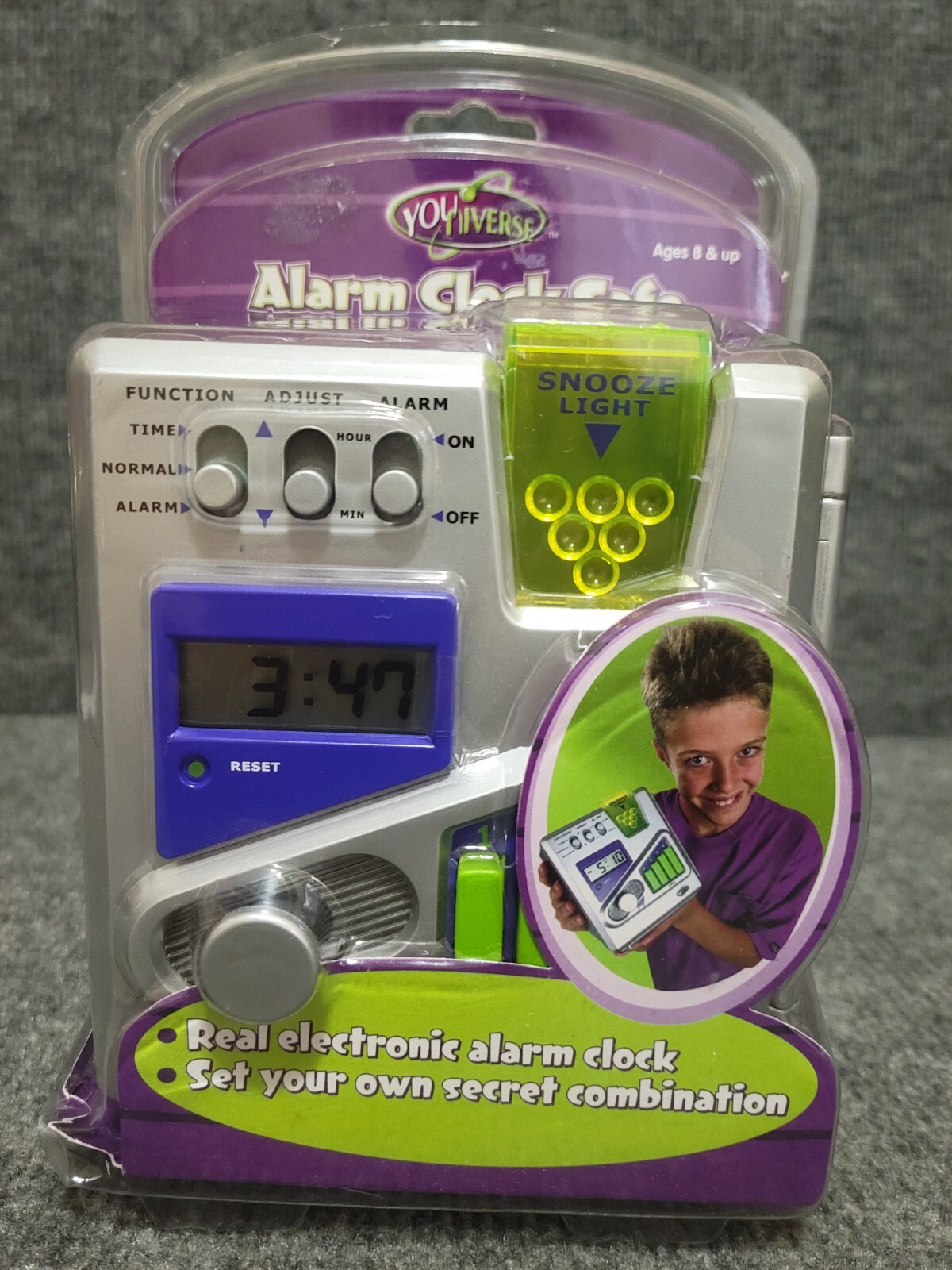 YoUniverse ALARM CLOCK SAFE